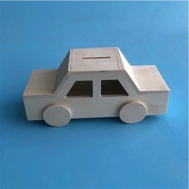 Koka nepabeigta auto krājkasīte